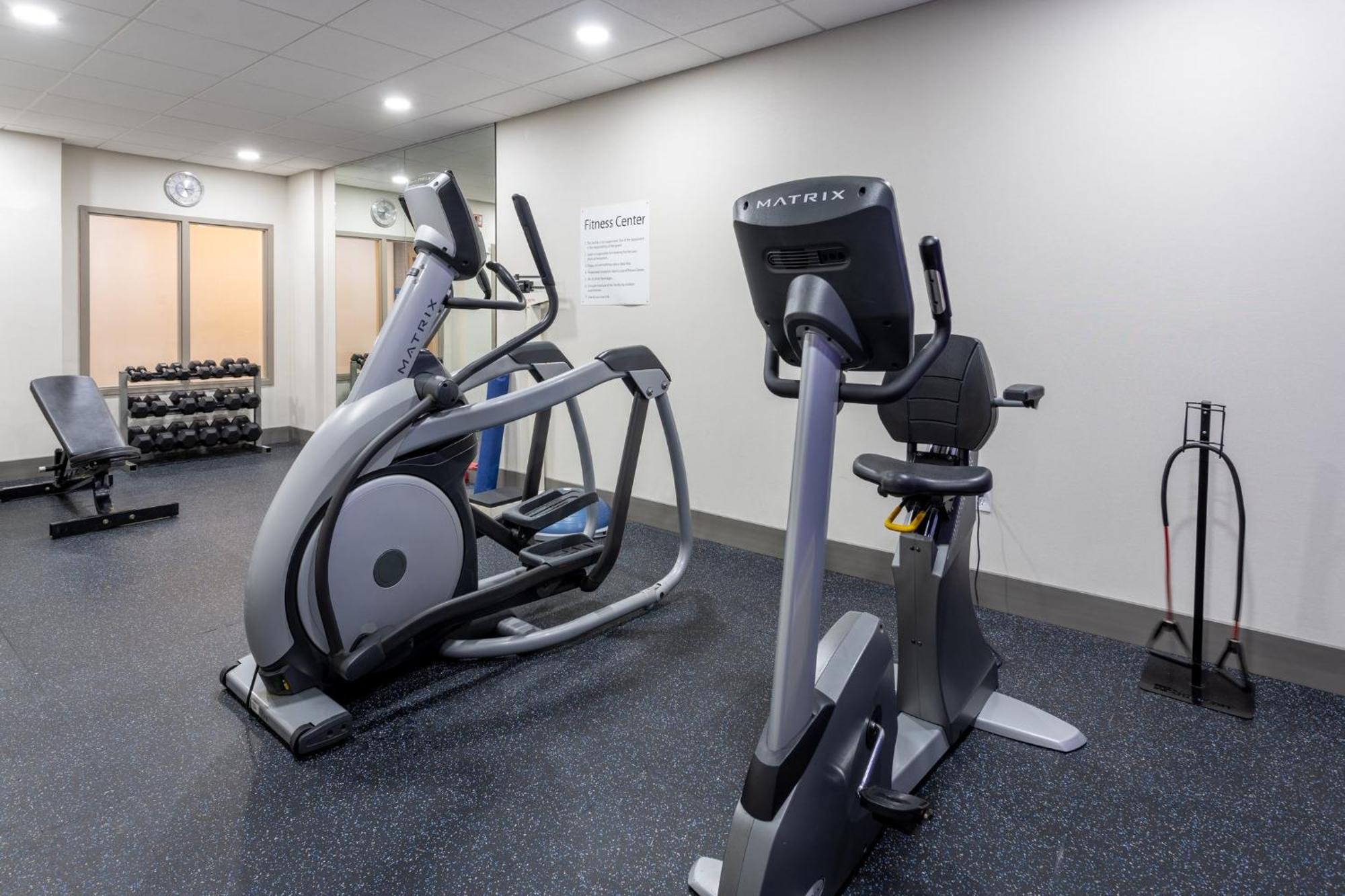 Holiday Inn Express Hotel & Suites Vineland Millville By Ihg Dış mekan fotoğraf